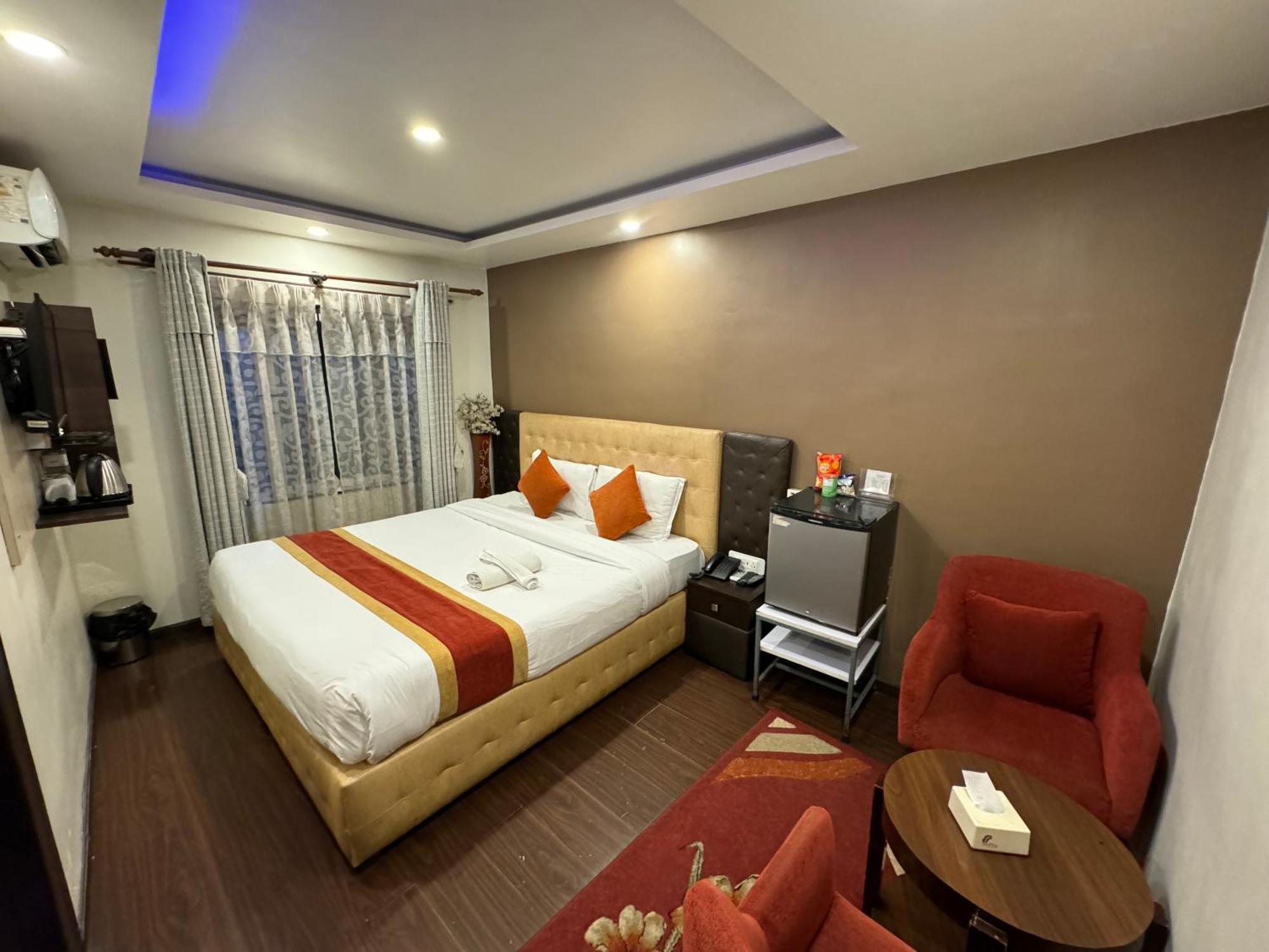 Marinha Airport Hotel กาฐมาณฑุ ภายนอก รูปภาพ